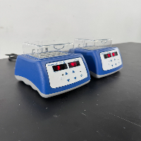 VWR Mini Block Heater - Quantity 2 image 0